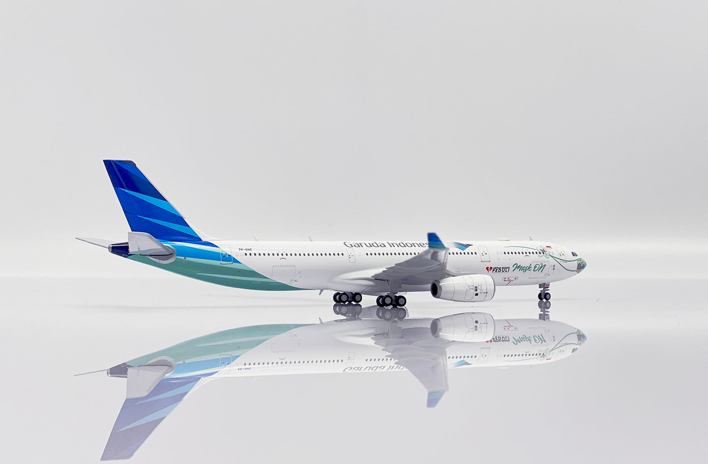 JC WINGS A330-300 GARUDA INDONESIA "MASK ON" REG: PK-GHC