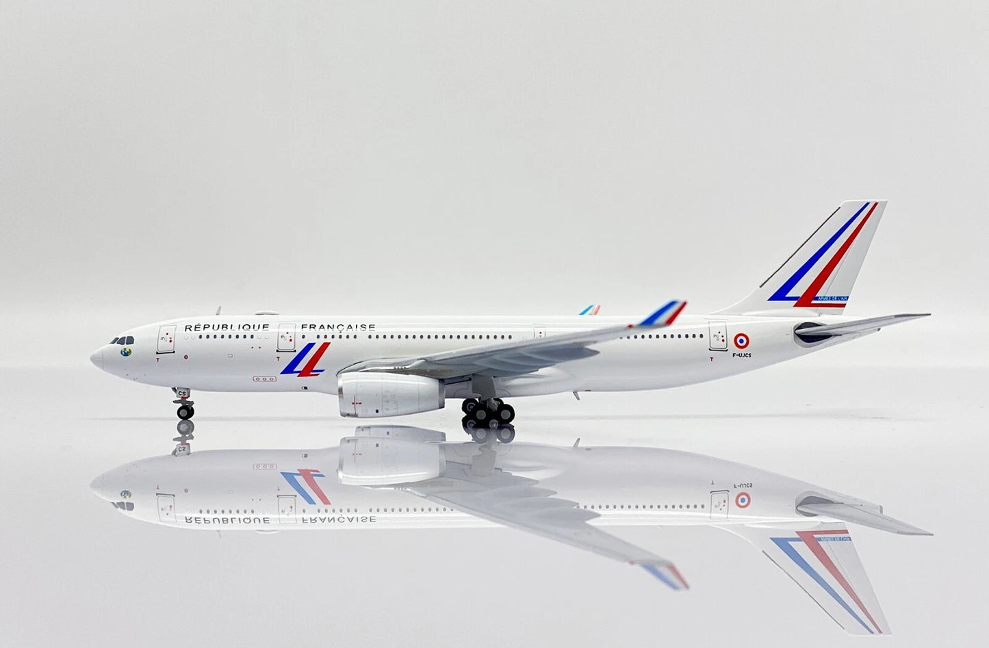 JCWINGS A330-200 FRENCH AIR FORCE REG: F-UJCS