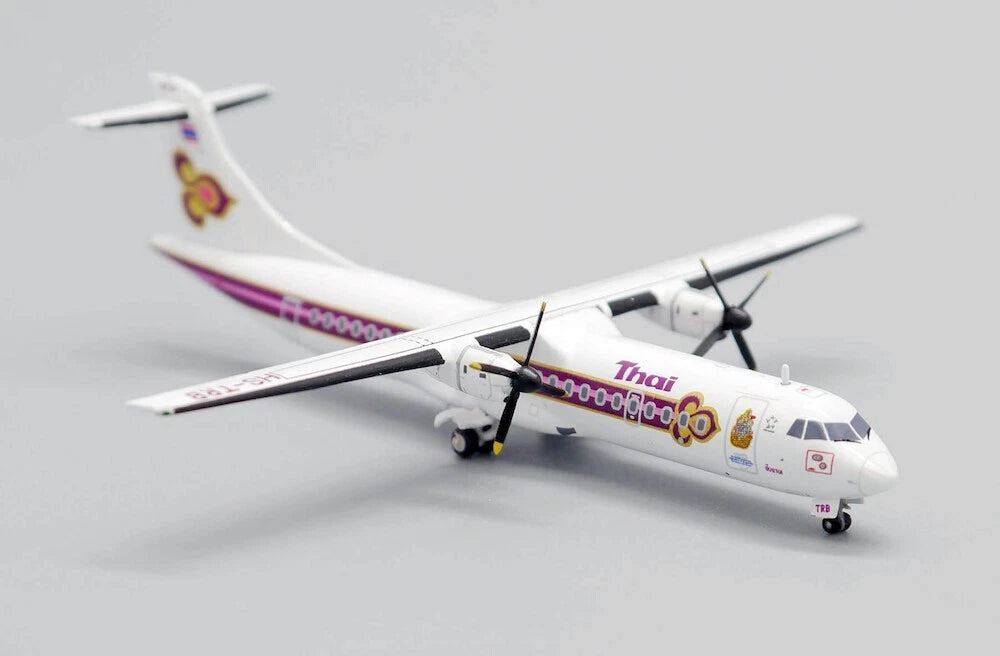JCWINGS ATR 72-200 THAI AIRWAYS REG: HS-TRB