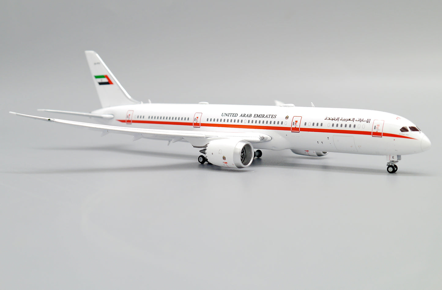 JC WINGS B787-9 UAE ABU DHABI (FLAPS DOWN) REG: A6-PFE