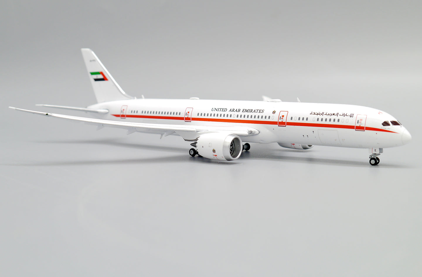 JC WINGS B787-9 UAE ABU DHABI (FLAPS DOWN) REG: A6-PFE