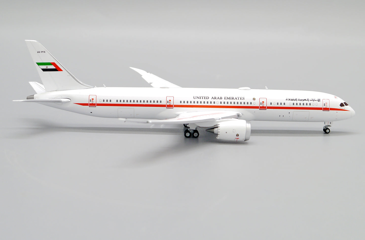 JC WINGS B787-9 UAE ABU DHABI (FLAPS DOWN) REG: A6-PFE