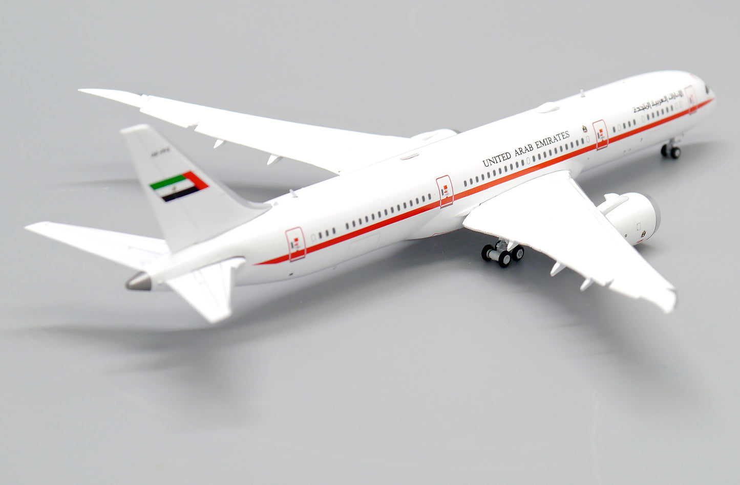 JC WINGS B787-9 UAE ABU DHABI (FLAPS DOWN) REG: A6-PFE