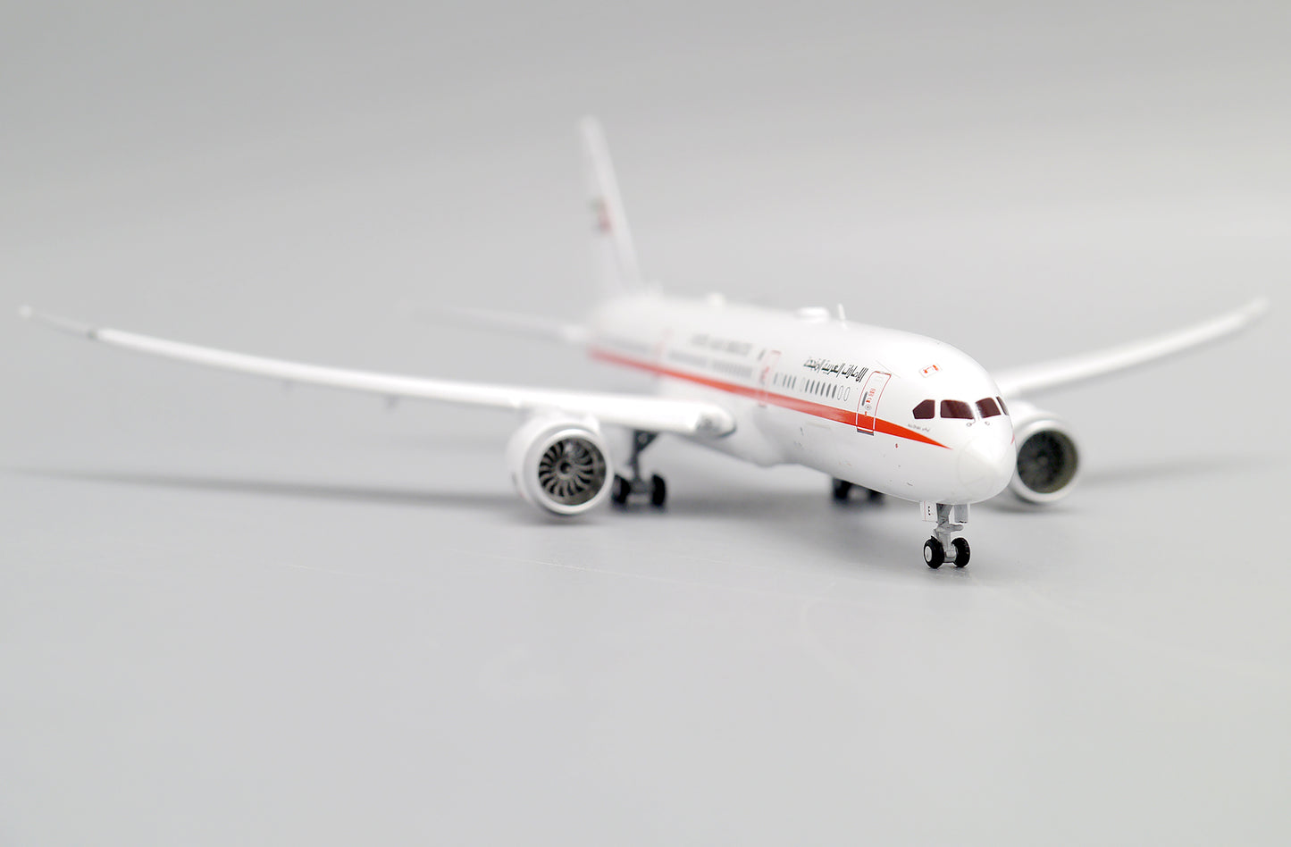 JC WINGS B787-9 UAE ABU DHABI (FLAPS DOWN) REG: A6-PFE