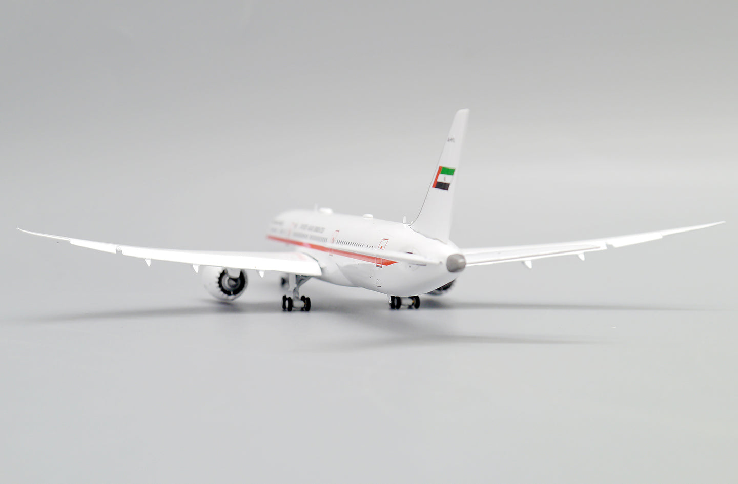JC WINGS B787-9 UAE ABU DHABI (FLAPS DOWN) REG: A6-PFE