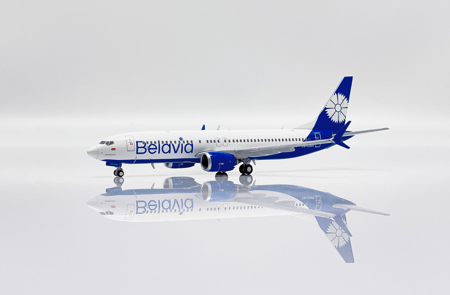 JC WINGS B737-8 MAX BELAVIA BELARUSIAN AIRLINES REG: EW-528PA