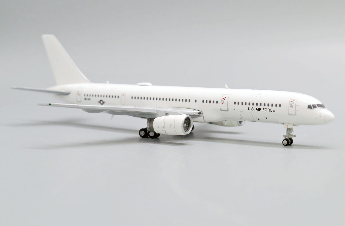 JC WINGS BOEING C-32B USAF REG: 99-6143