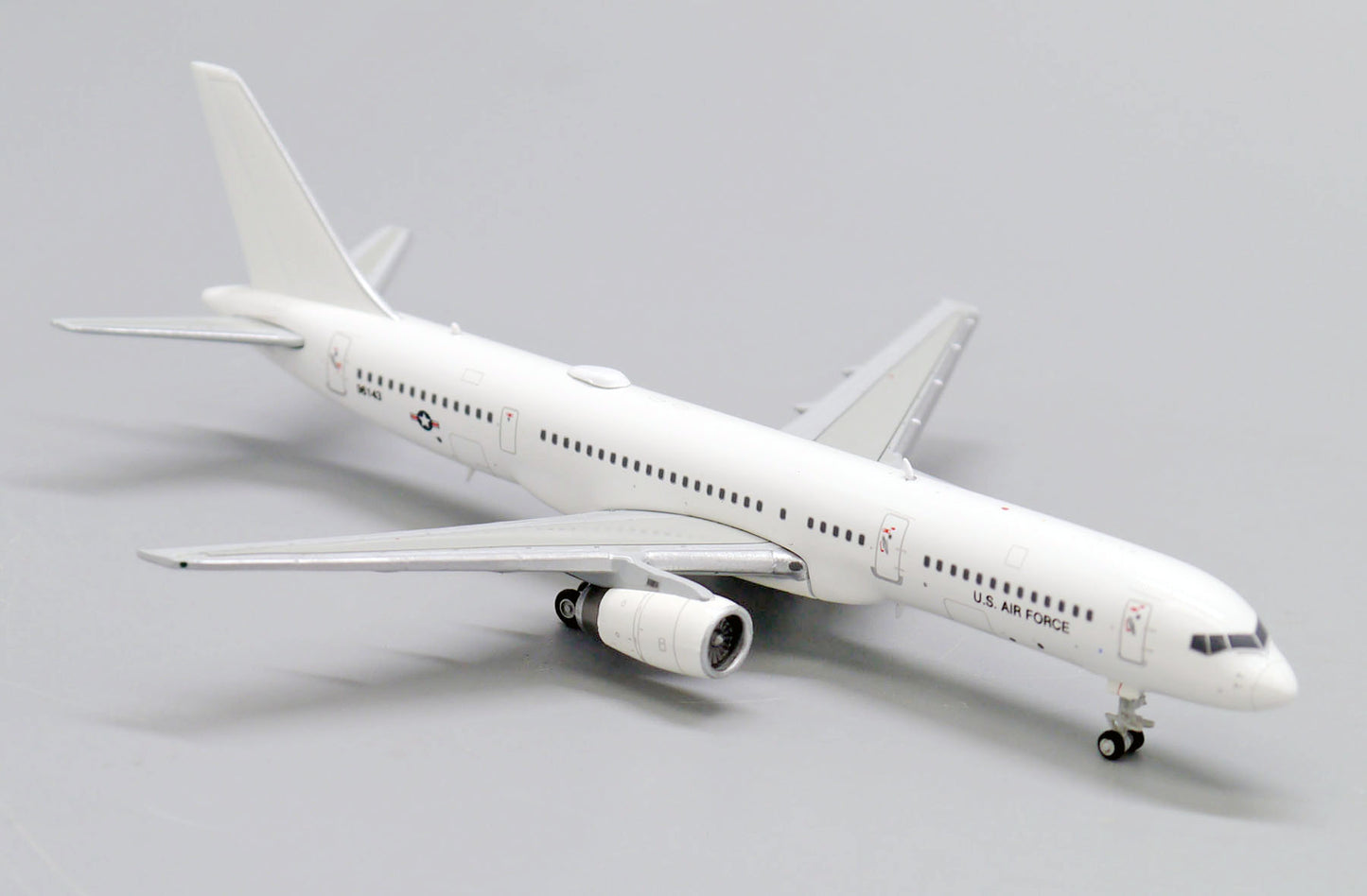 JC WINGS BOEING C-32B USAF REG: 99-6143