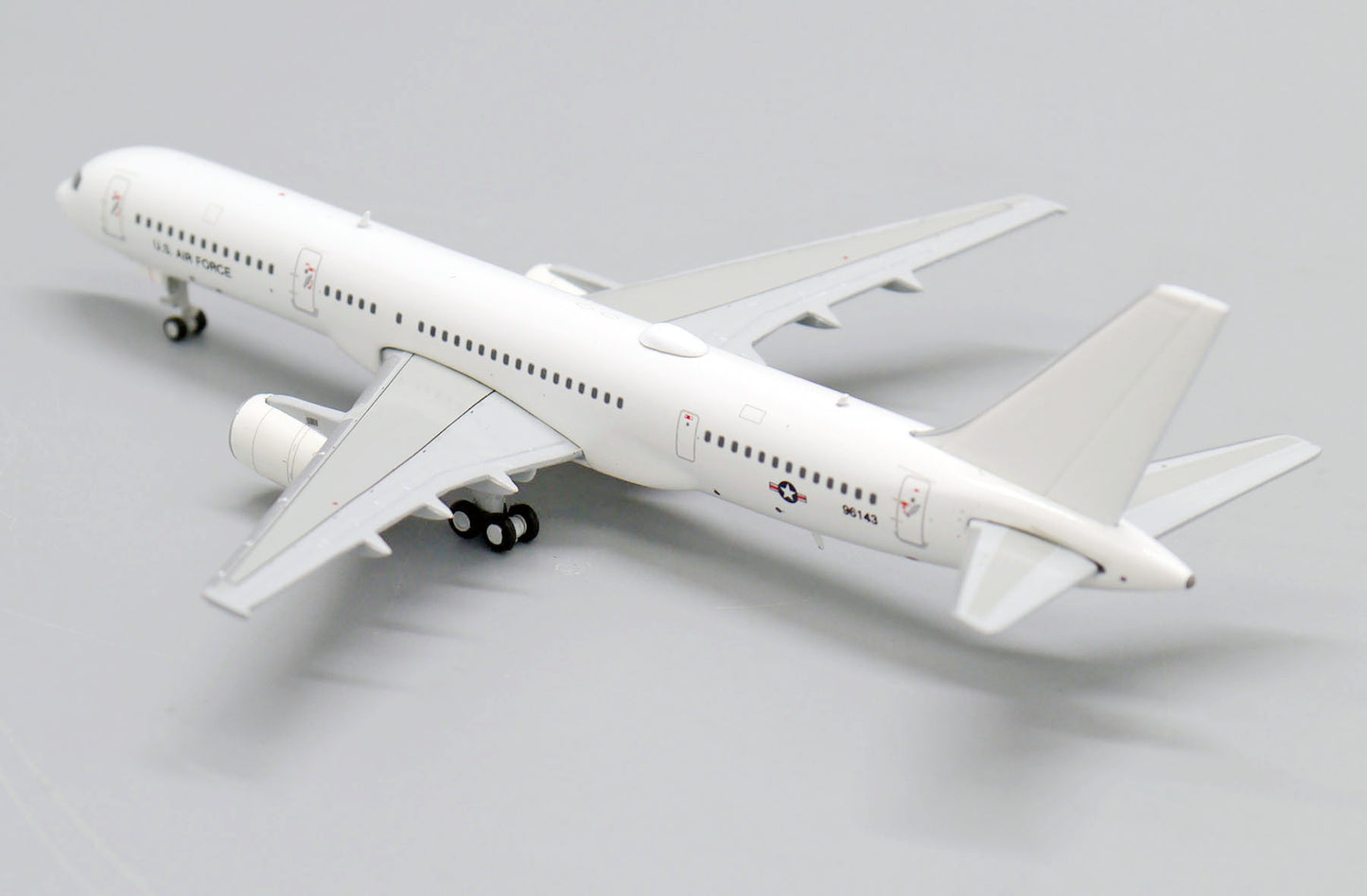 JC WINGS BOEING C-32B USAF REG: 99-6143