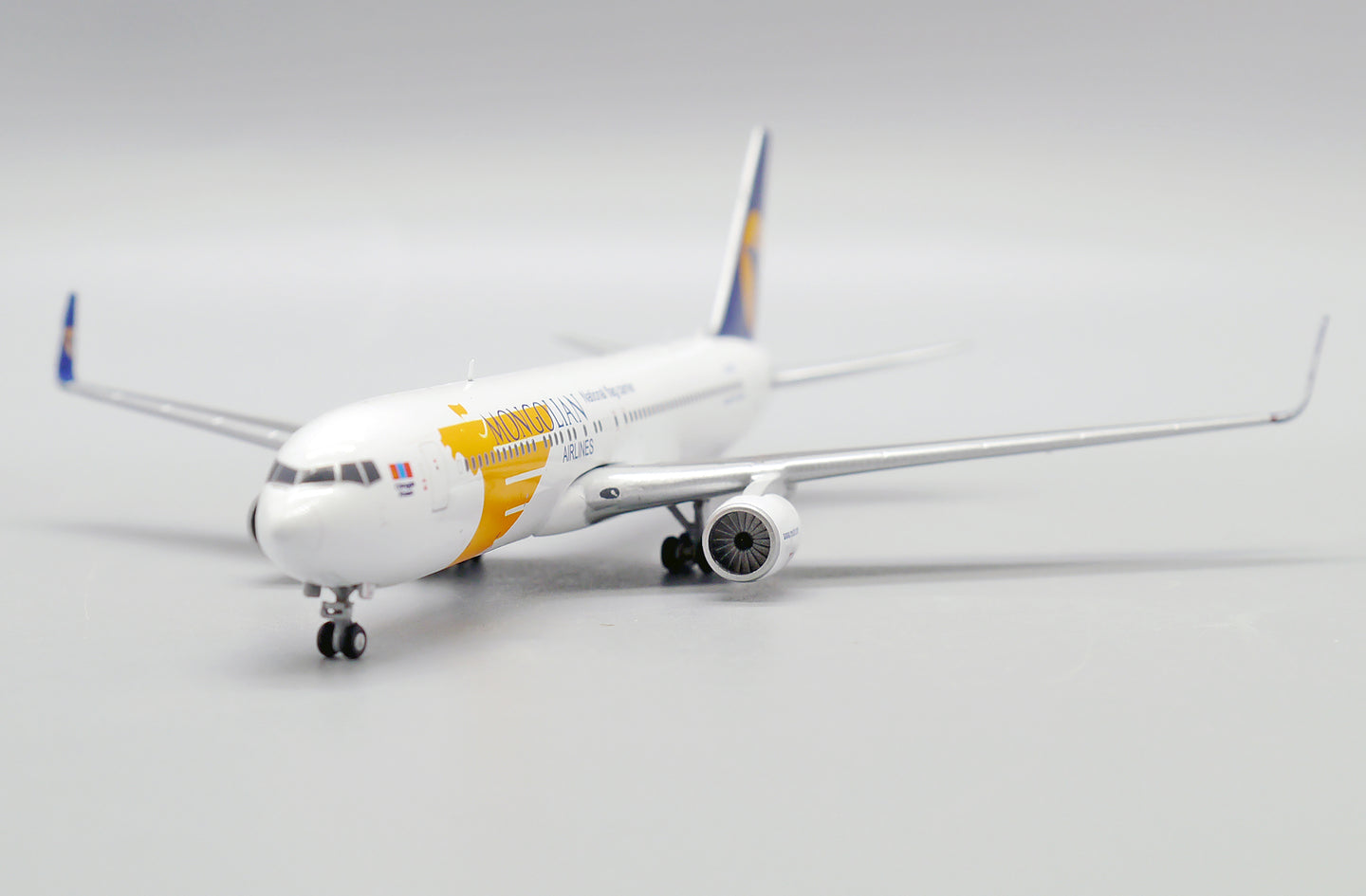 JC WINGS B767 MIAT MONGOLIAN AIRLINES REG: JU-1021