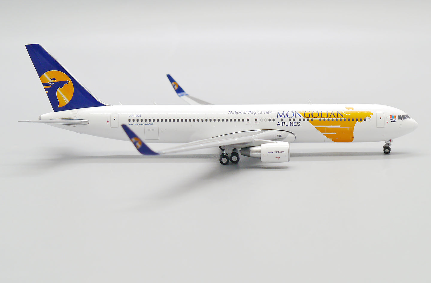 JC WINGS B767 MIAT MONGOLIAN AIRLINES REG: JU-1021