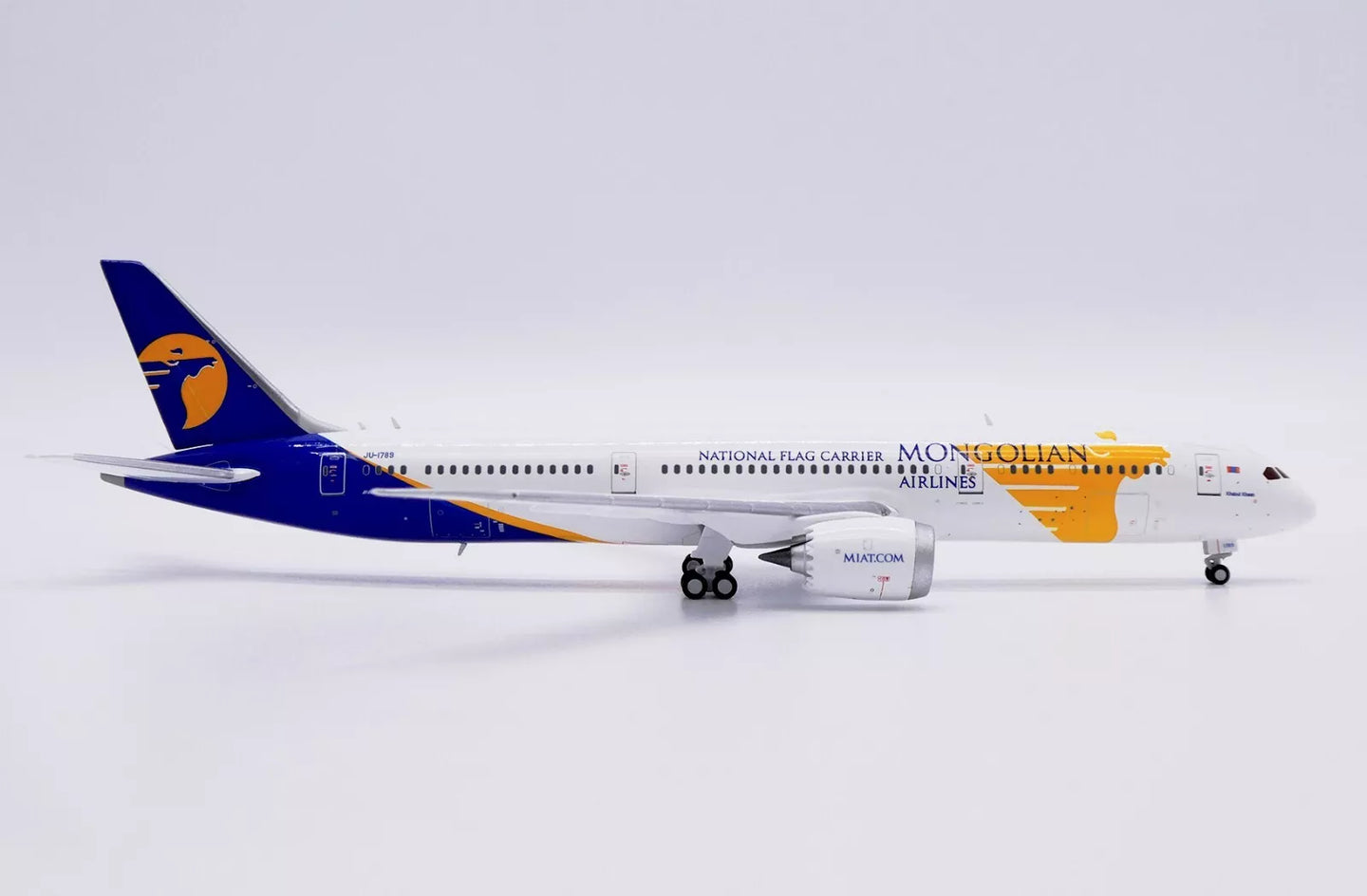 JCWINGS B787-9 DREAMLINER MIAT MONGOLIAN AIRLINES REG: JU-1789