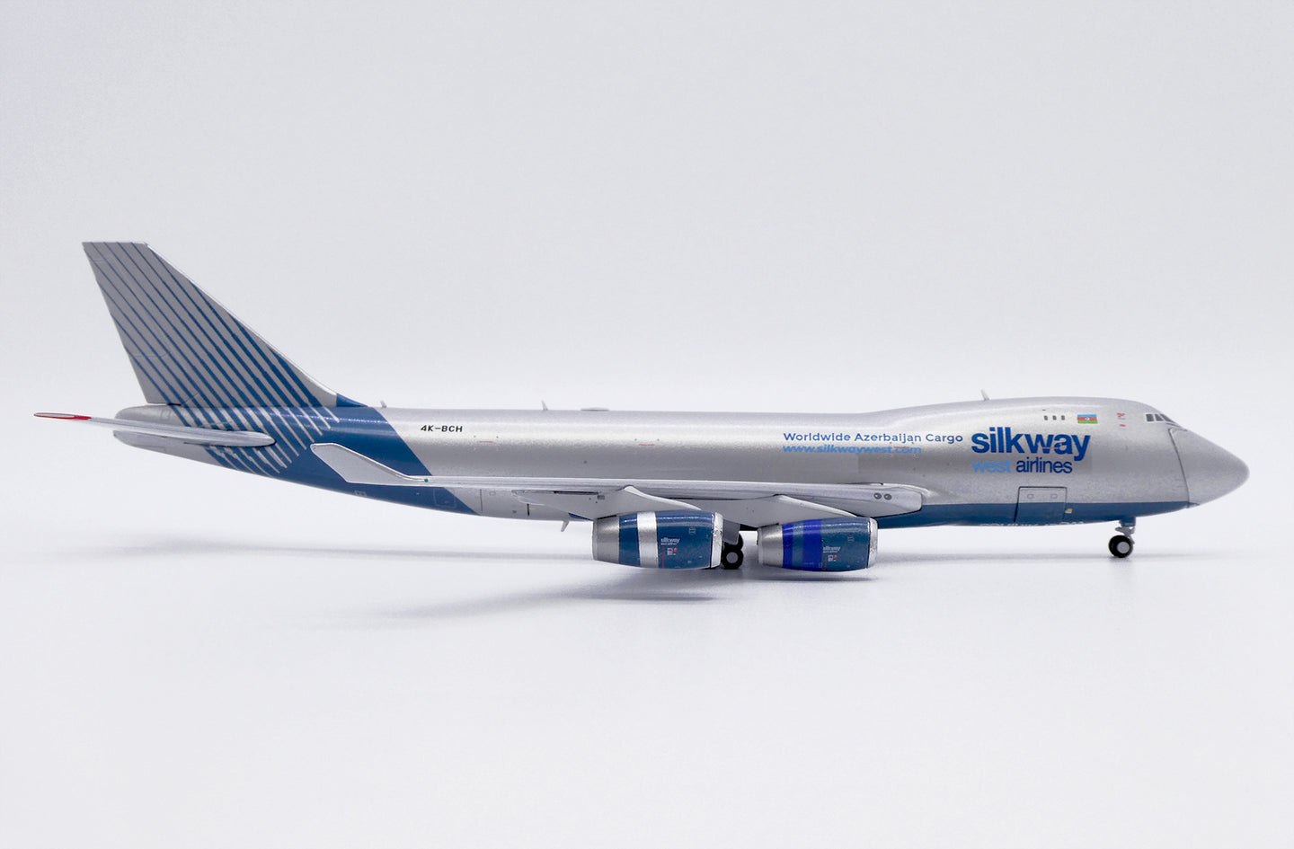 JC WINGS B747-400F SILK WAY WEST AIRLINES (INTERACTIVE SERIES) REG: 4K-BCH