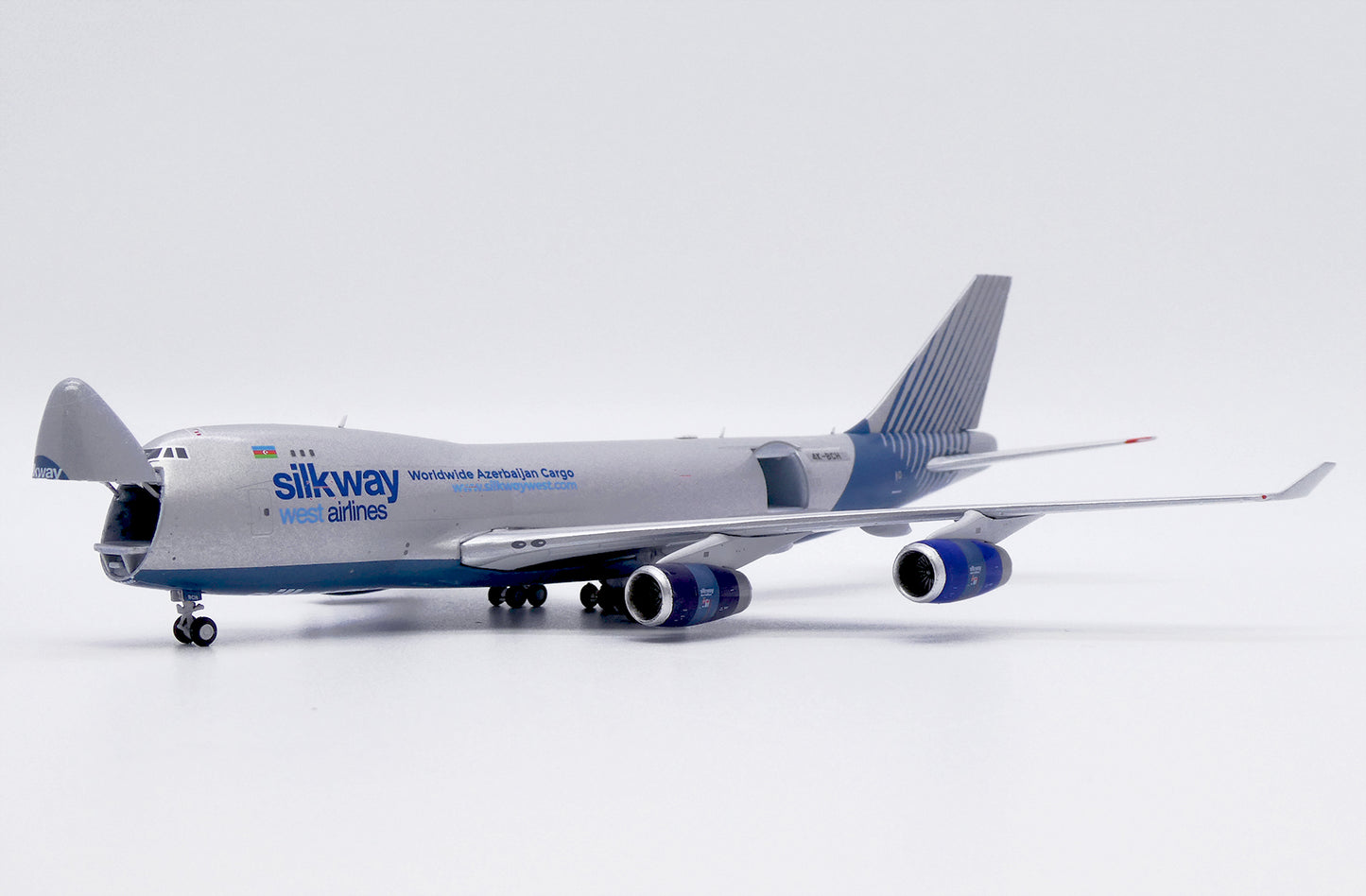 JC WINGS B747-400F SILK WAY WEST AIRLINES (INTERACTIVE SERIES) REG: 4K-BCH