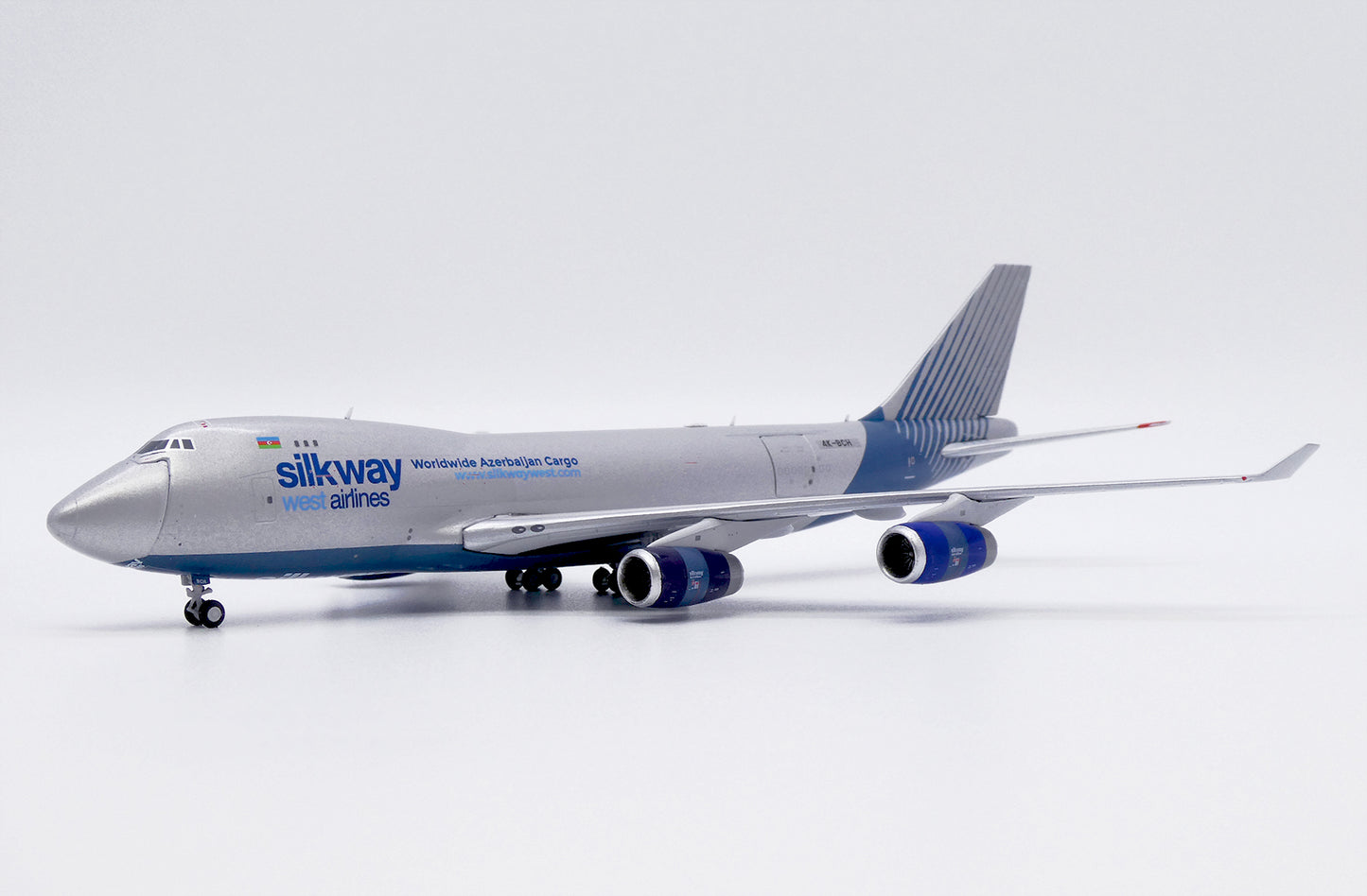 JC WINGS B747-400F SILK WAY WEST AIRLINES (INTERACTIVE SERIES) REG: 4K-BCH