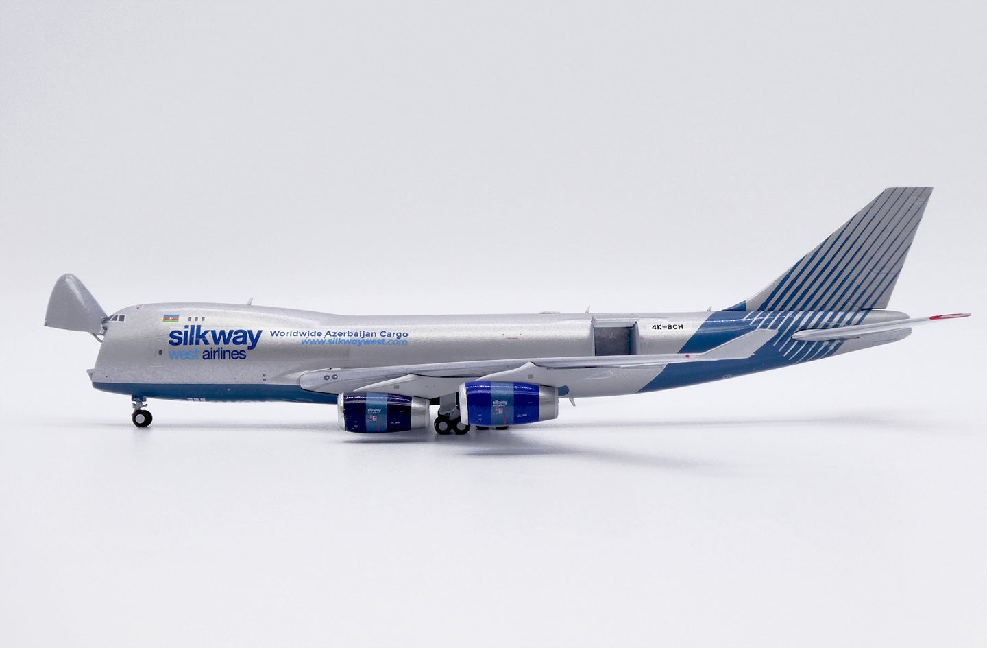 JC WINGS B747-400F SILK WAY WEST AIRLINES (INTERACTIVE SERIES) REG: 4K-BCH
