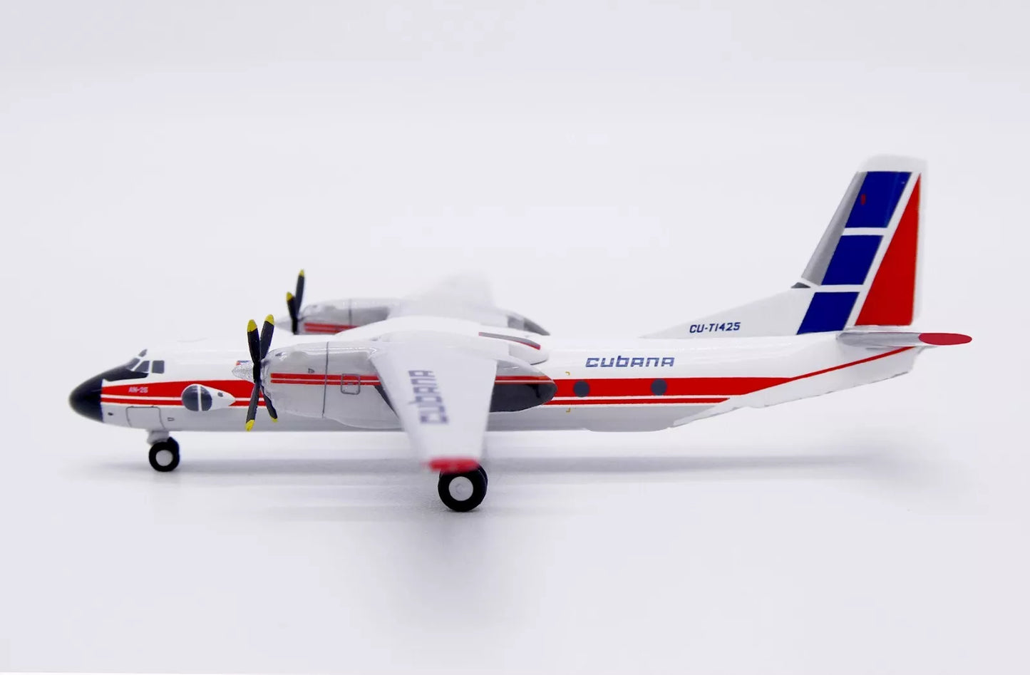 JC WINGS ANTONOV AN-26 CUBANA REG: CU-T1425