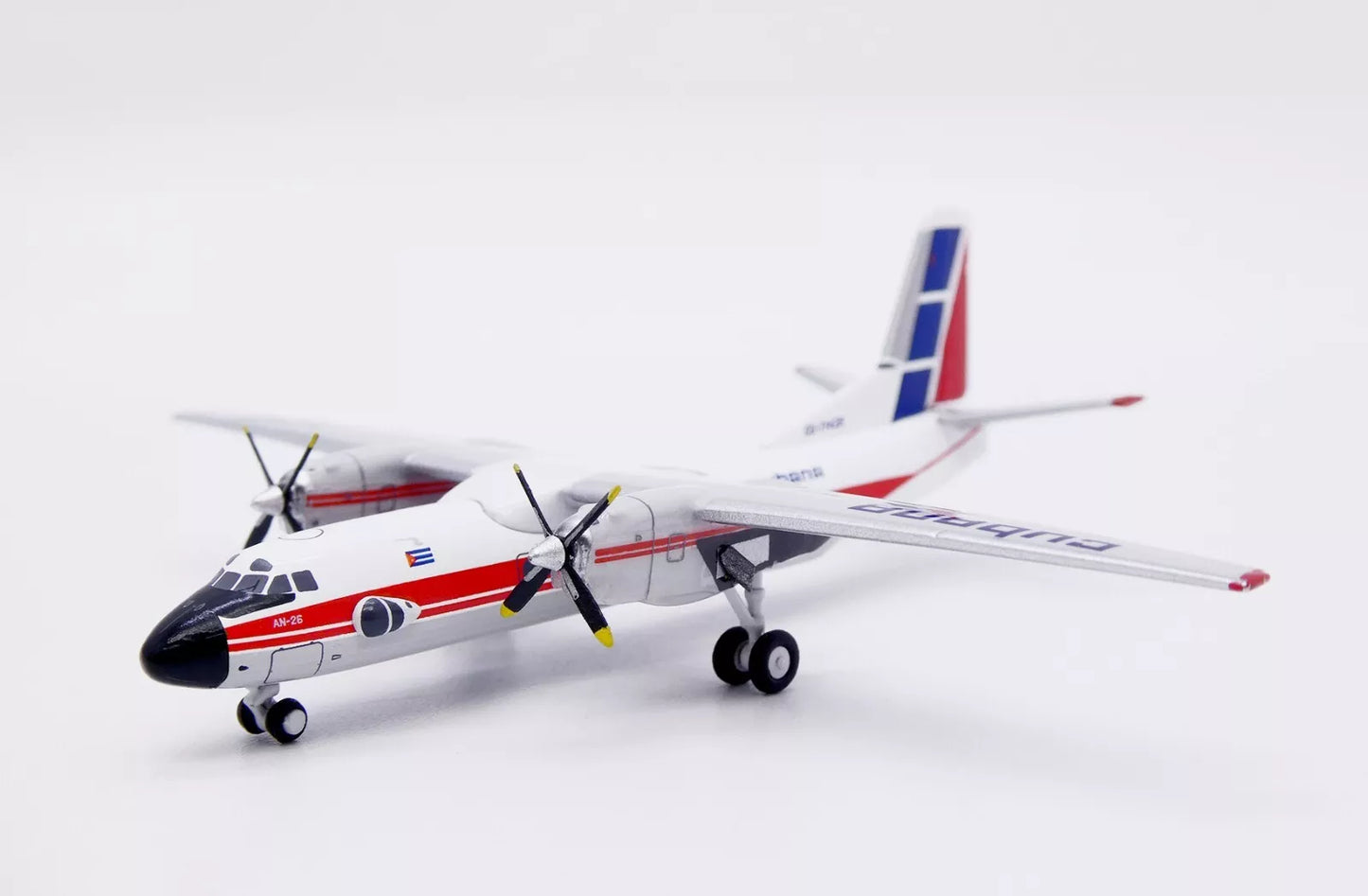 JC WINGS ANTONOV AN-26 CUBANA REG: CU-T1425