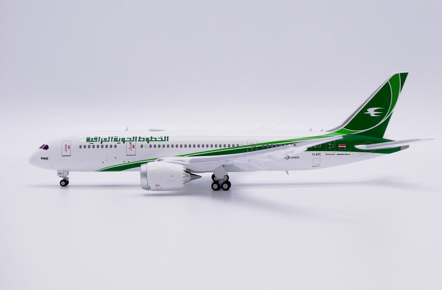 JC WINGS B787-8 DREAMLINER IRAQI AIRWAYS FLAPS DOWN REG: YI-ATC