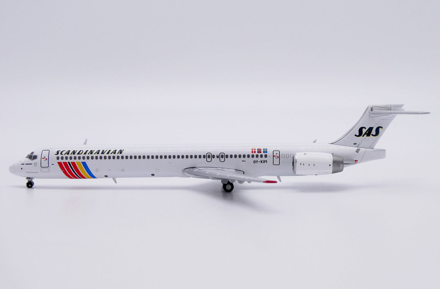 JC WINGS MD-90 SCANDINAVIAN AIRLINES (SAS) REG: OY-KIM