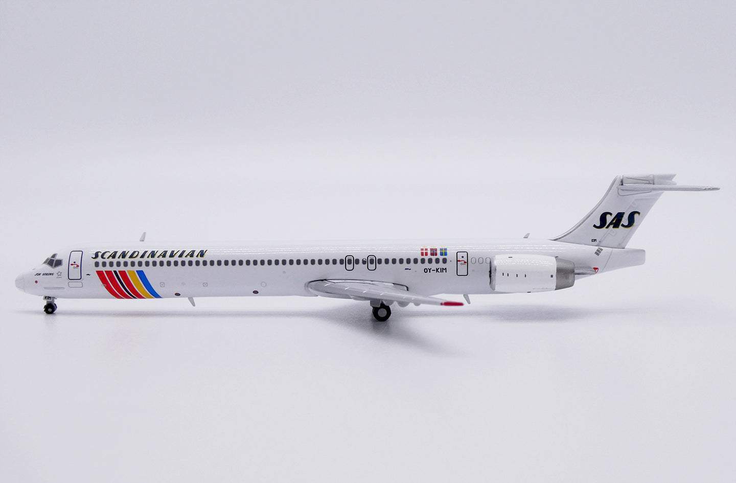 JC WINGS MD-90 SCANDINAVIAN AIRLINES (SAS) REG: OY-KIM