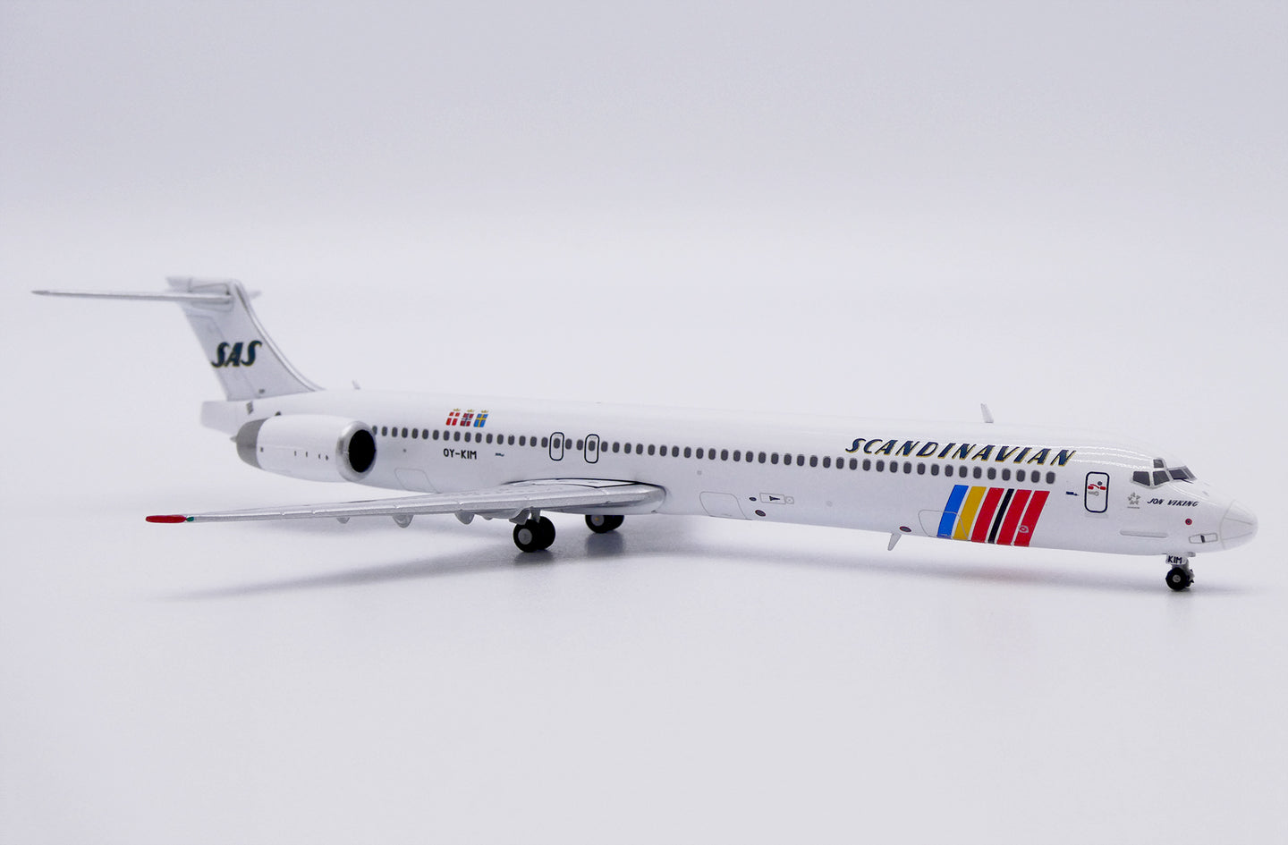 JC WINGS MD-90 SCANDINAVIAN AIRLINES (SAS) REG: OY-KIM