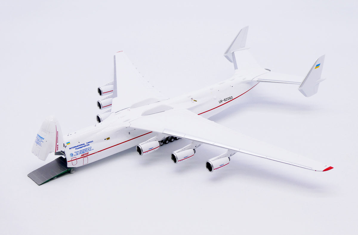 JC WINGS AN-225 ANTONOV DESIGN BUREAU "RED STRIPE" (INTERACTIVE SERIES) REG: UR-82060