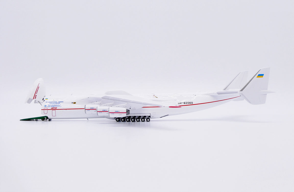 JC WINGS AN-225 ANTONOV DESIGN BUREAU "RED STRIPE" (INTERACTIVE SERIES) REG: UR-82060