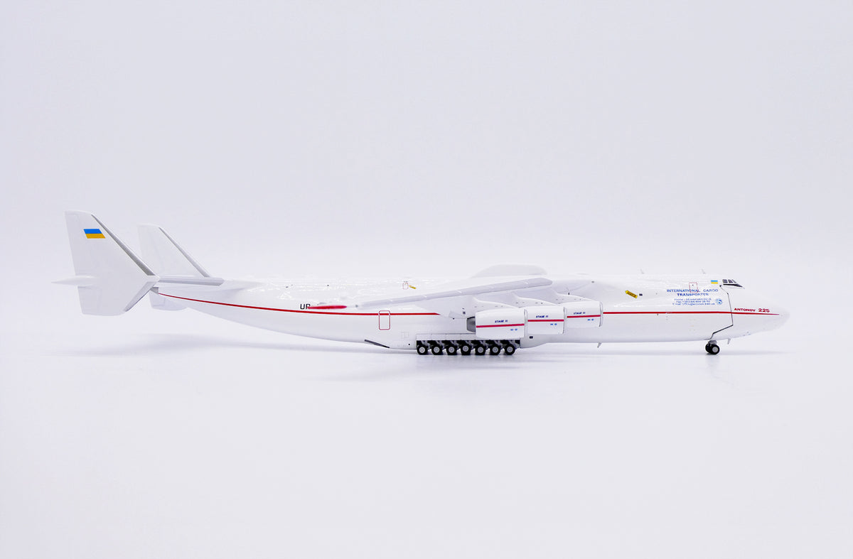 JC WINGS AN-225 ANTONOV DESIGN BUREAU "RED STRIPE" (INTERACTIVE SERIES) REG: UR-82060
