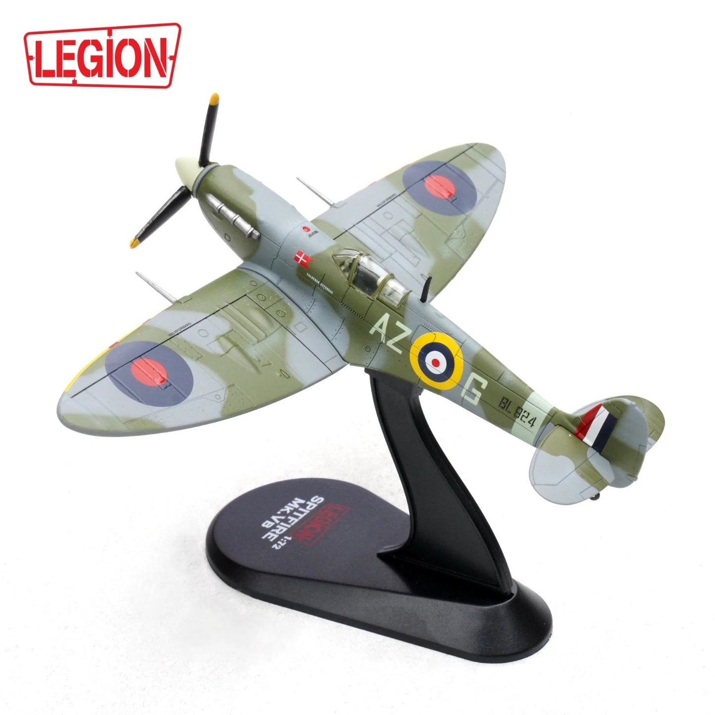 PANZERKAMPF SUPERMARINE SPITFIRE MKVB BL924/AZ-G 234 SQN RAF FLOWN BY P/O AXEL A.SVENDSEN TANGMERE 1942