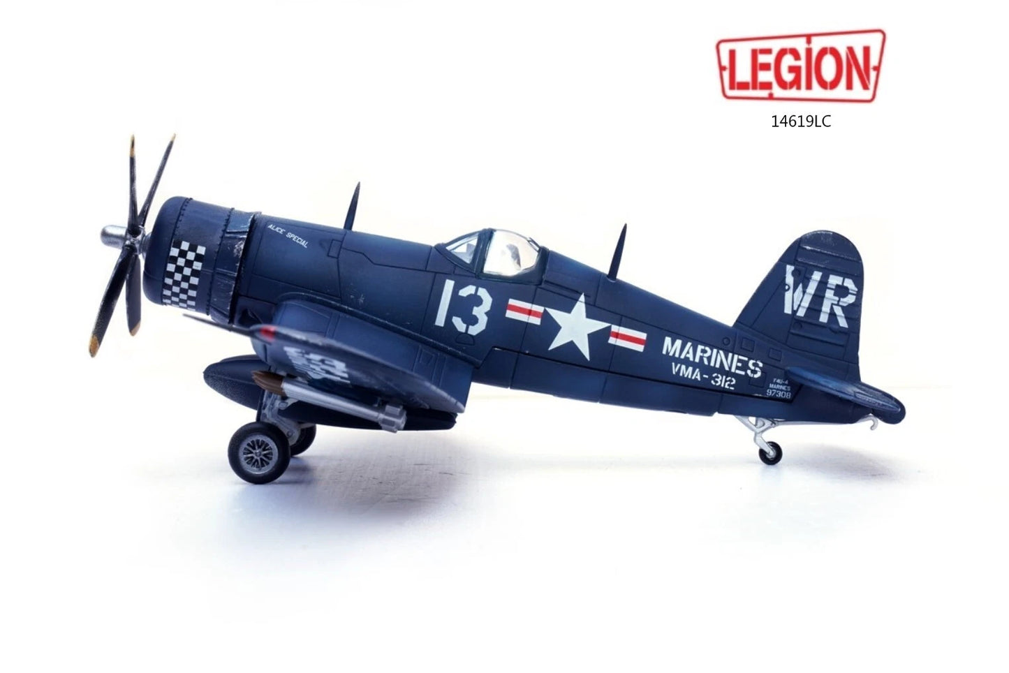 PANZERKAMPF F4U-4 CORSAIR USNAVY BU.NR. 97208 WR-13 OF VMA-312 USS BATAAN 1952