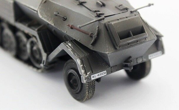 PRECISION MODEL ART WW2 GERMAN ARMY HALF TRACK