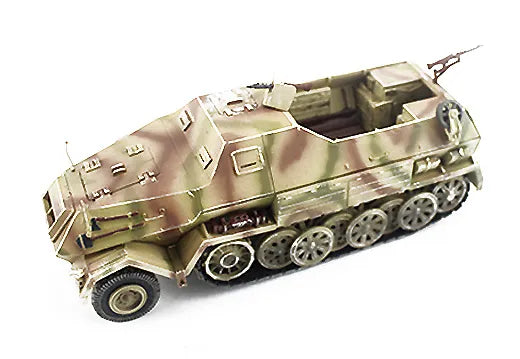 PRECISION MODEL ART WW2 GERMAN ARMY HALF TRACK