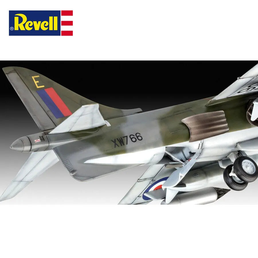 REVELL HAWKER HARRIER GR MK.1 (PLASTIC KIT)