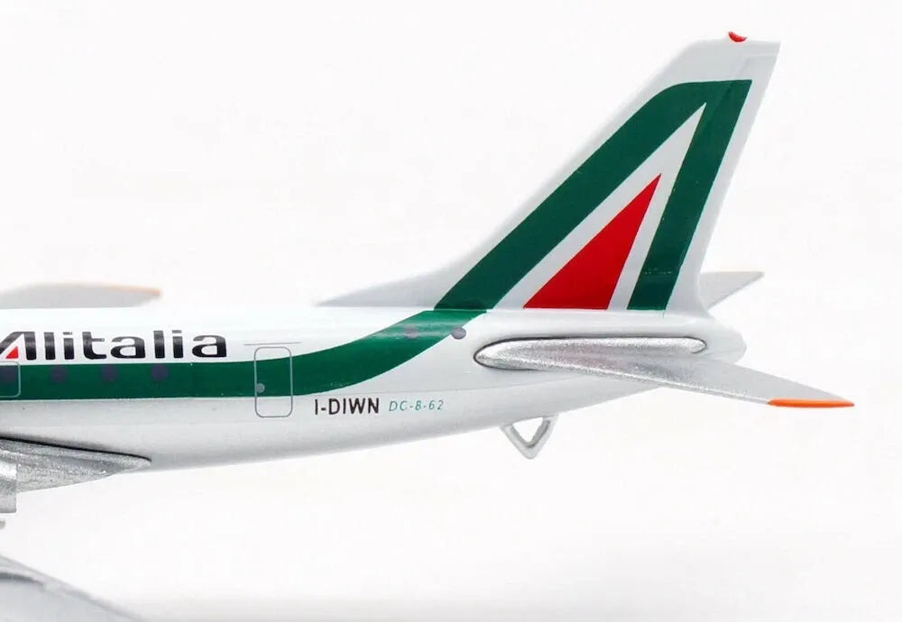 RETRO MODELS TU-104 ALITALIA CSA AIRLINES REG: I-DIWN & OK-NDF