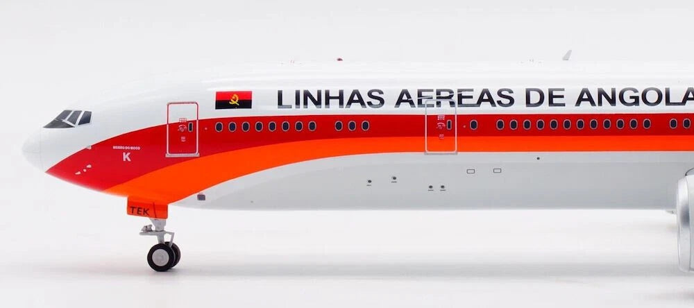 RETRO MODELS B777-3M2/ER TAAG ANGOLA AIRLINES REG: D2-TEK