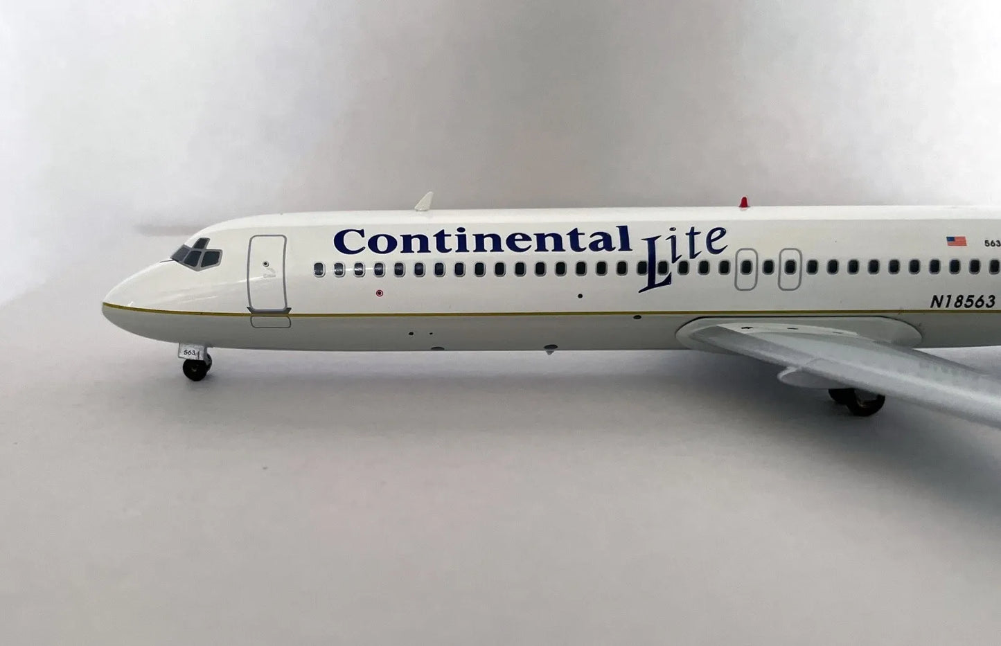 RETRO MODELS DC-9-30 CONTINENTAL LITE REG: N18563
