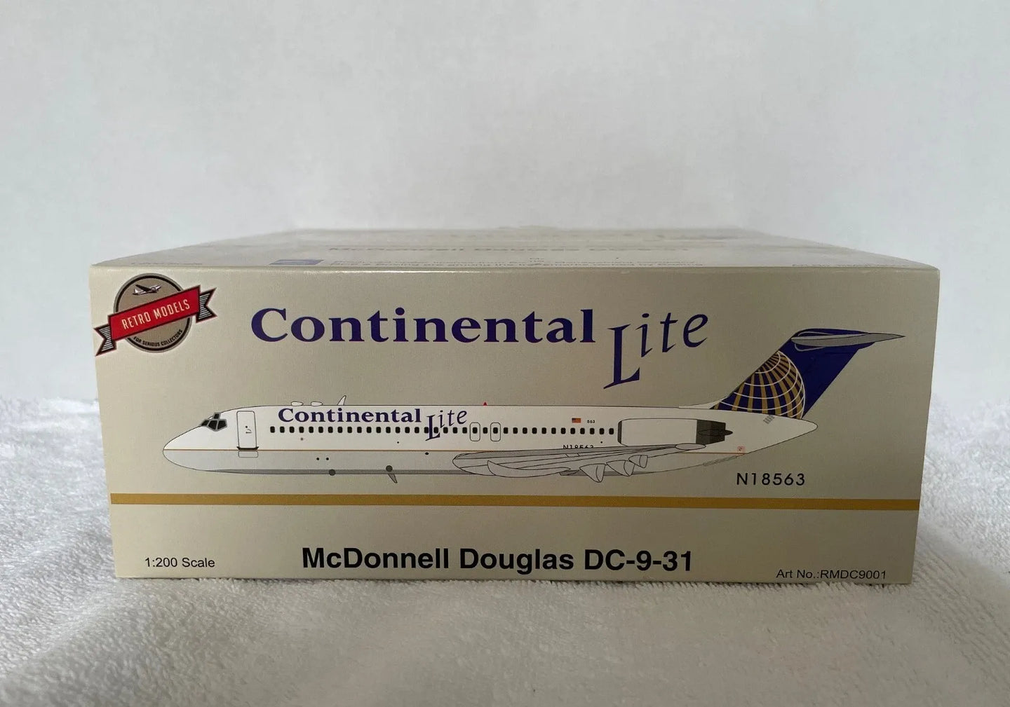 RETRO MODELS DC-9-30 CONTINENTAL LITE REG: N18563