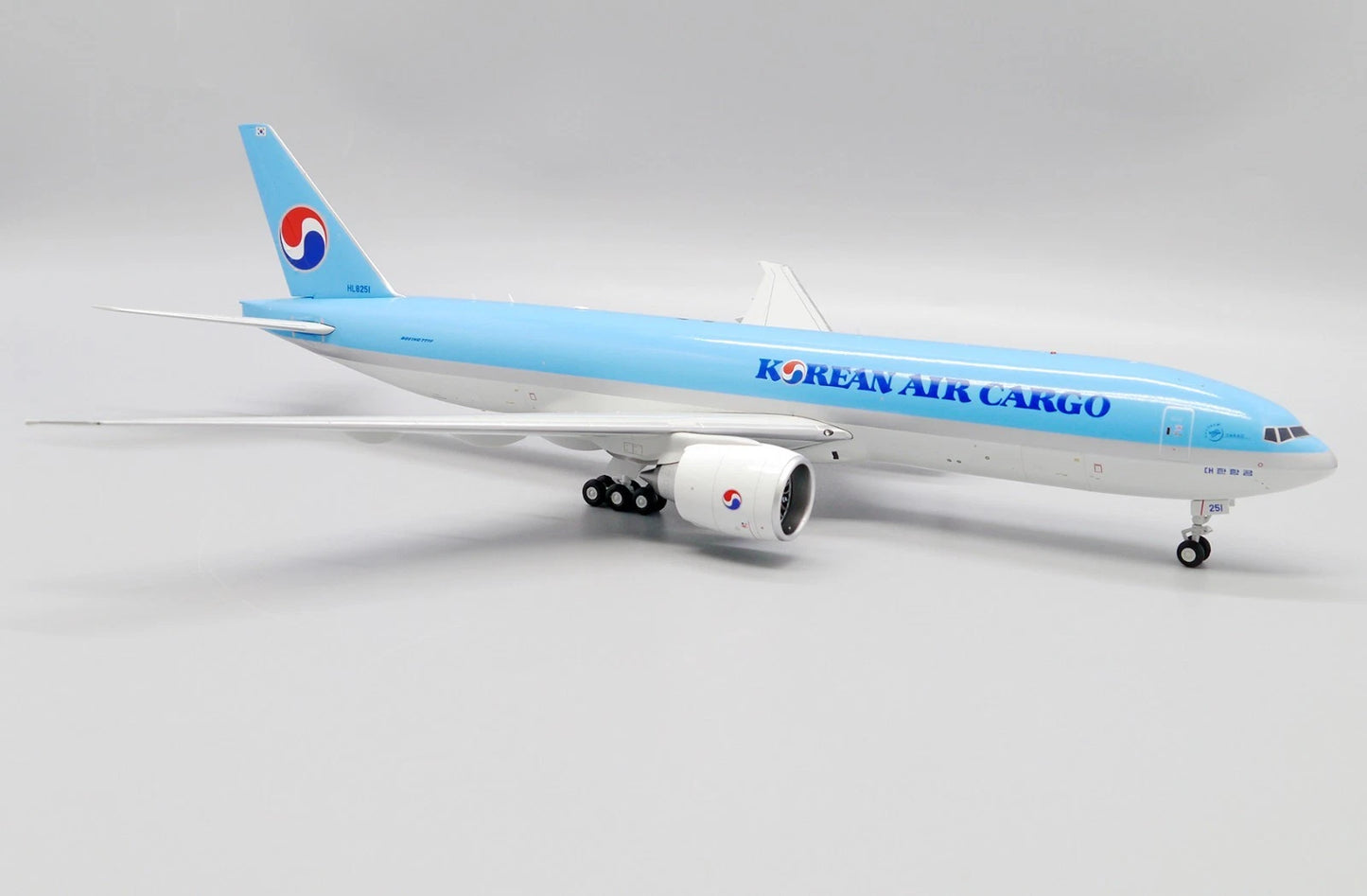 JC WINGS B777F KOREAN AIR CARGO REG: HL8251