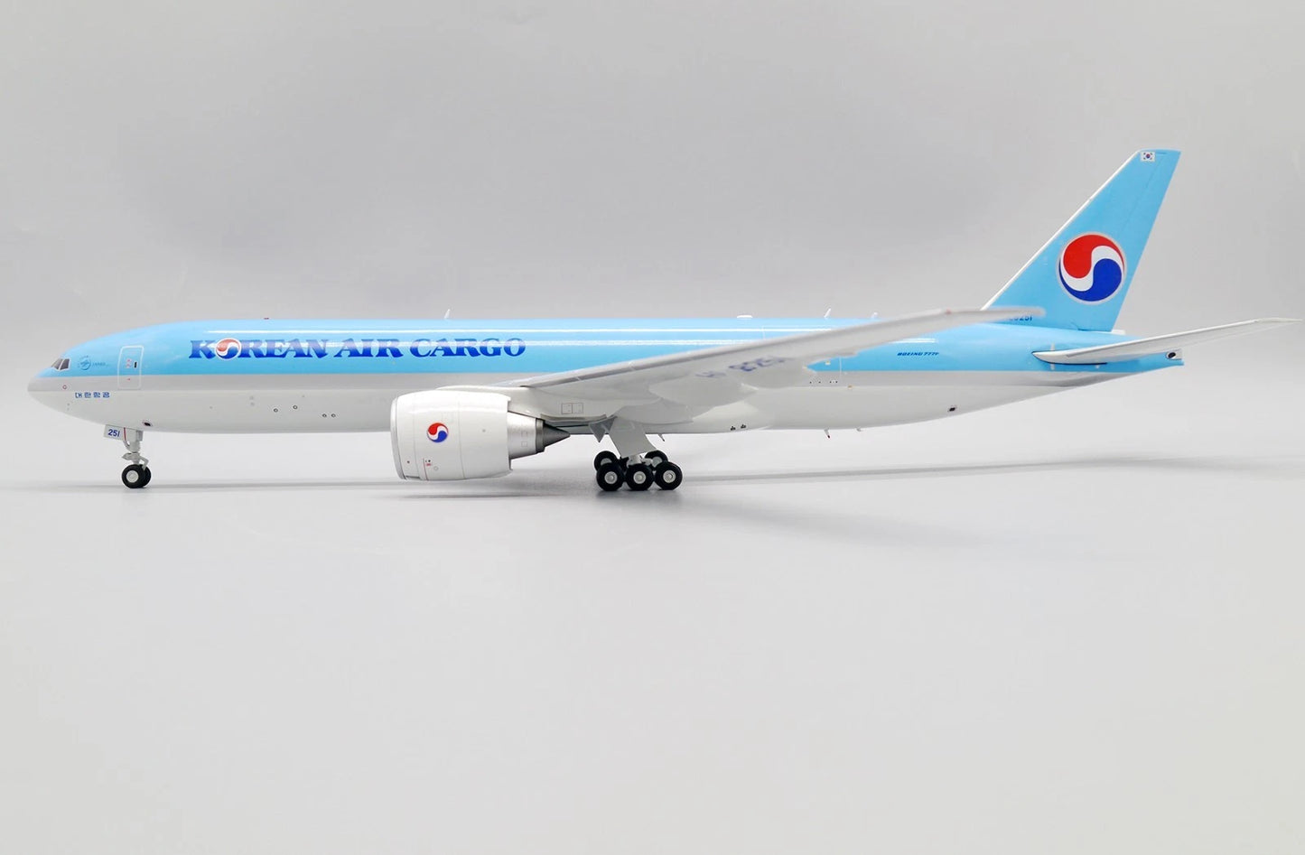 JC WINGS B777F KOREAN AIR CARGO REG: HL8251