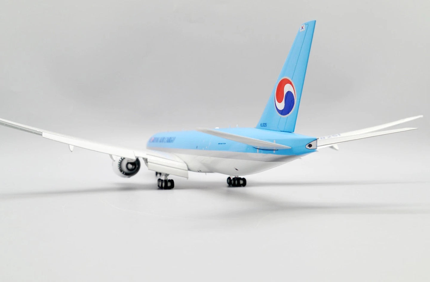 JC WINGS B777F KOREAN AIR CARGO REG: HL8251