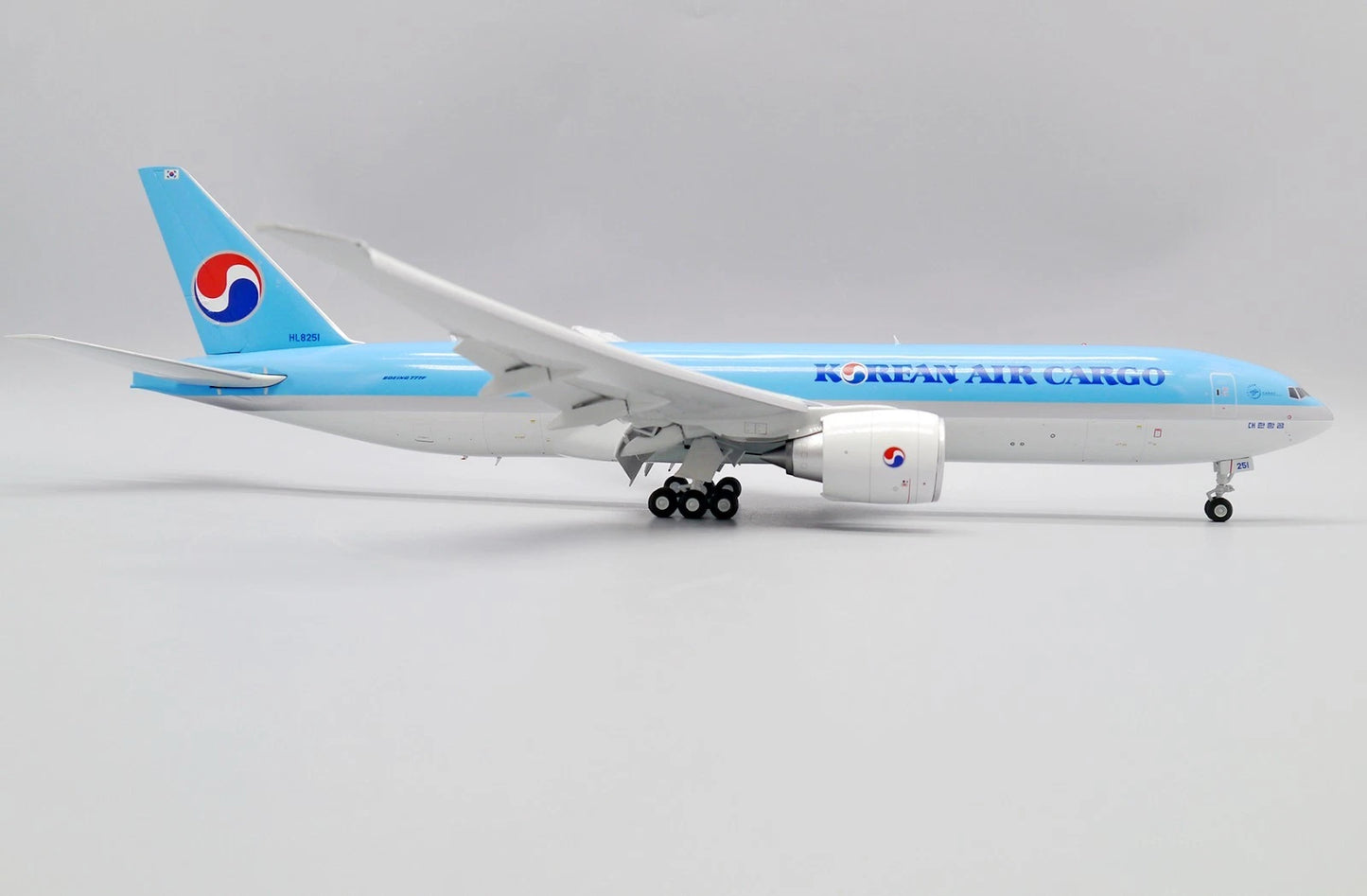 JC WINGS B777F KOREAN AIR CARGO REG: HL8251