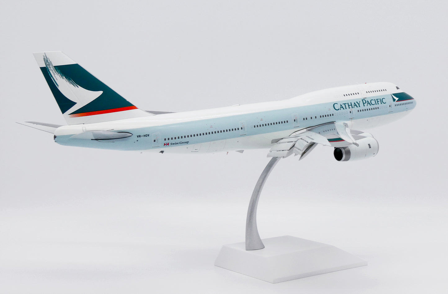 JC WINGS  B747-400 CATHAY PACIFIC (FLAPS DOWN) REG: VR-HOV