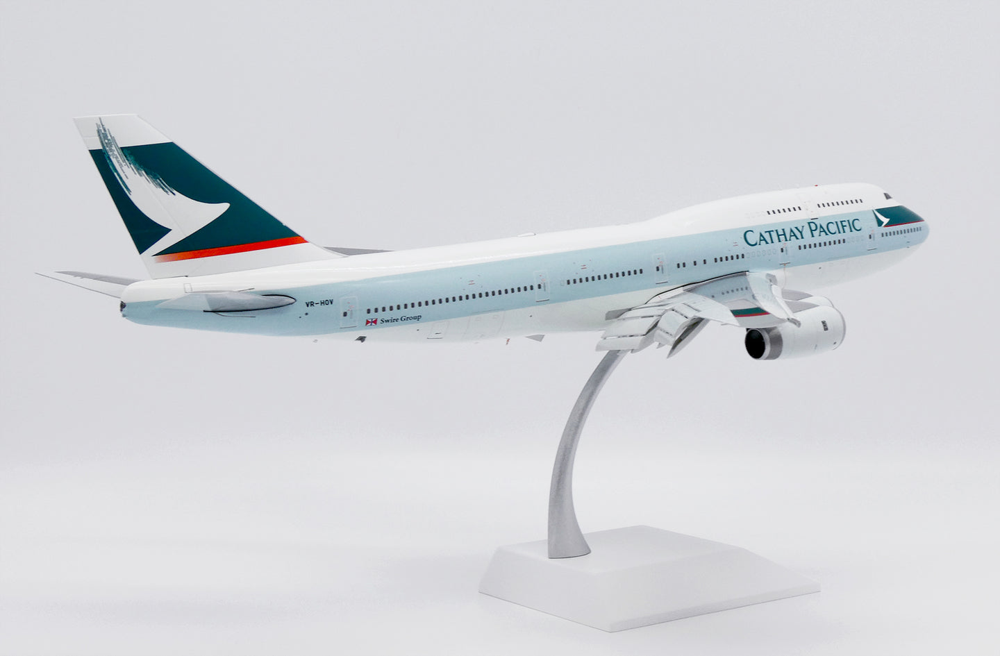 JC WINGS  B747-400 CATHAY PACIFIC (FLAPS DOWN) REG: VR-HOV
