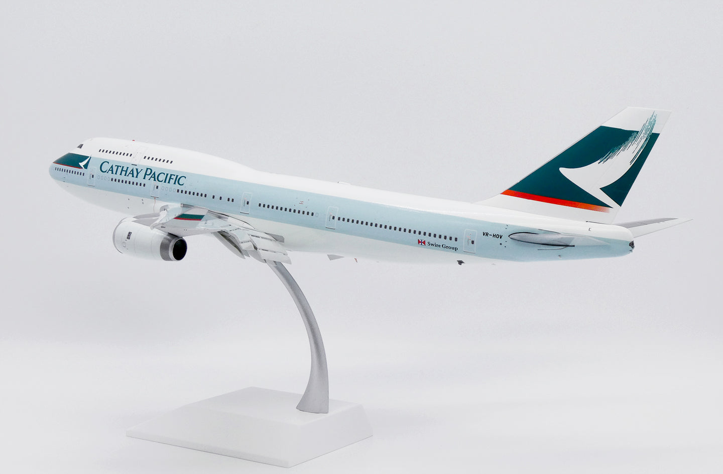 JC WINGS  B747-400 CATHAY PACIFIC (FLAPS DOWN) REG: VR-HOV