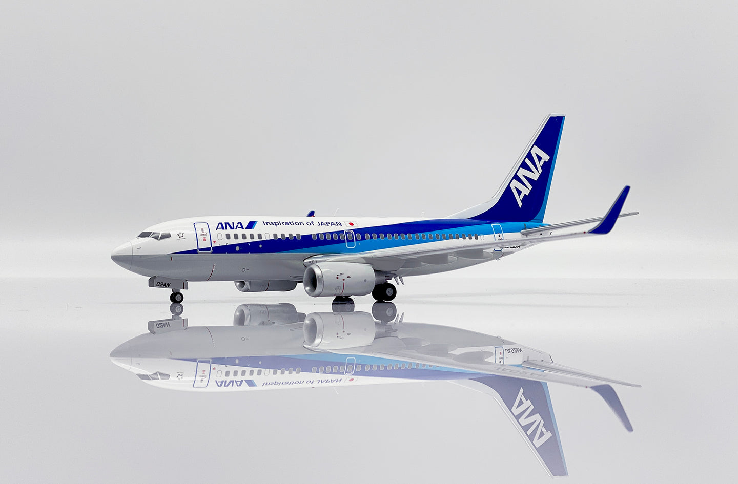 JC WINGS B737-700 ALL NIPPON AIRWAYS REG: JA02AN