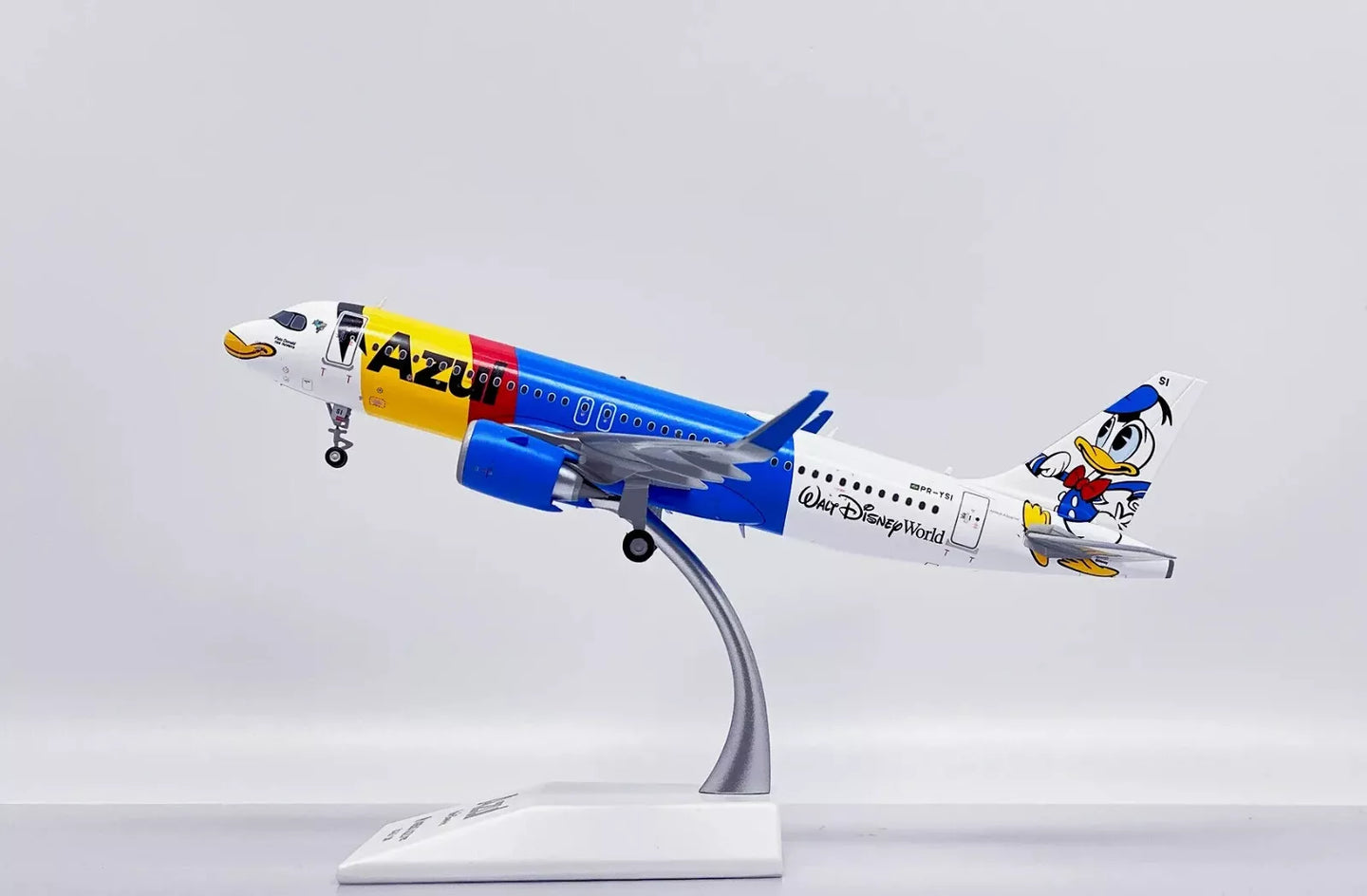 JC WINGS A320NEO AZUL "PATO DONALD" REG: PR-YSI