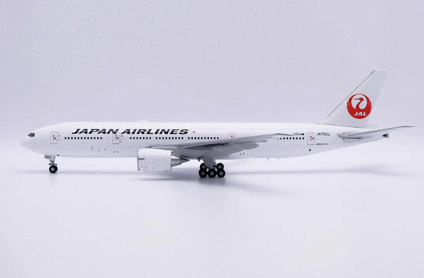 JC WINGS B777-200ER JAPAN AIRLINES REG: JA702J