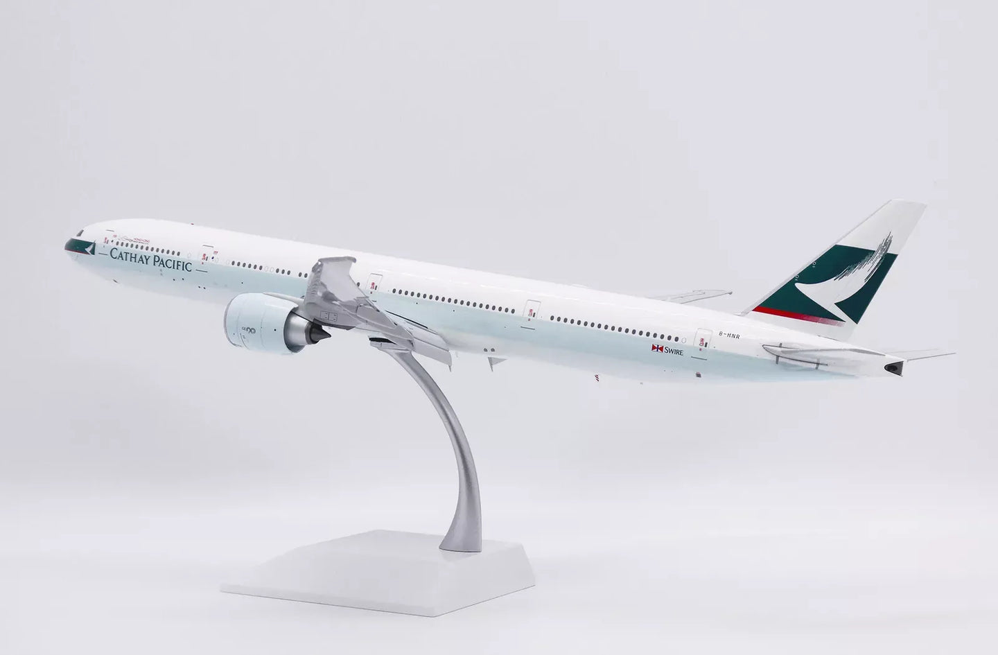 JC WINGS B777-300ER CATHAY PACIFIC REG: B-HNR