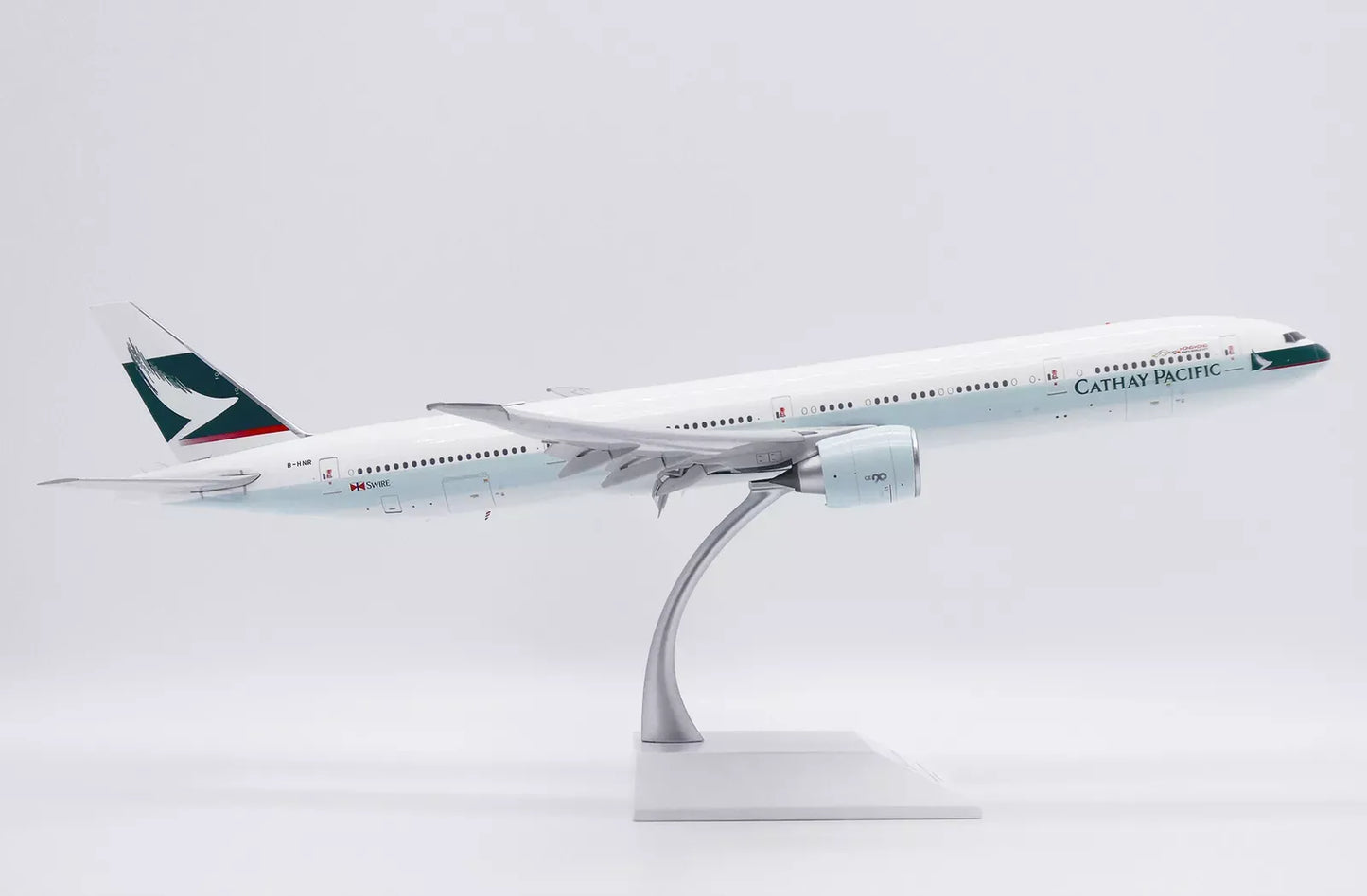 JC WINGS B777-300ER CATHAY PACIFIC REG: B-HNR